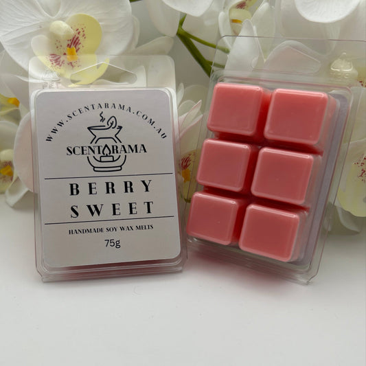 Berry Sweet Soy Wax Melt Clamshell Product Photo